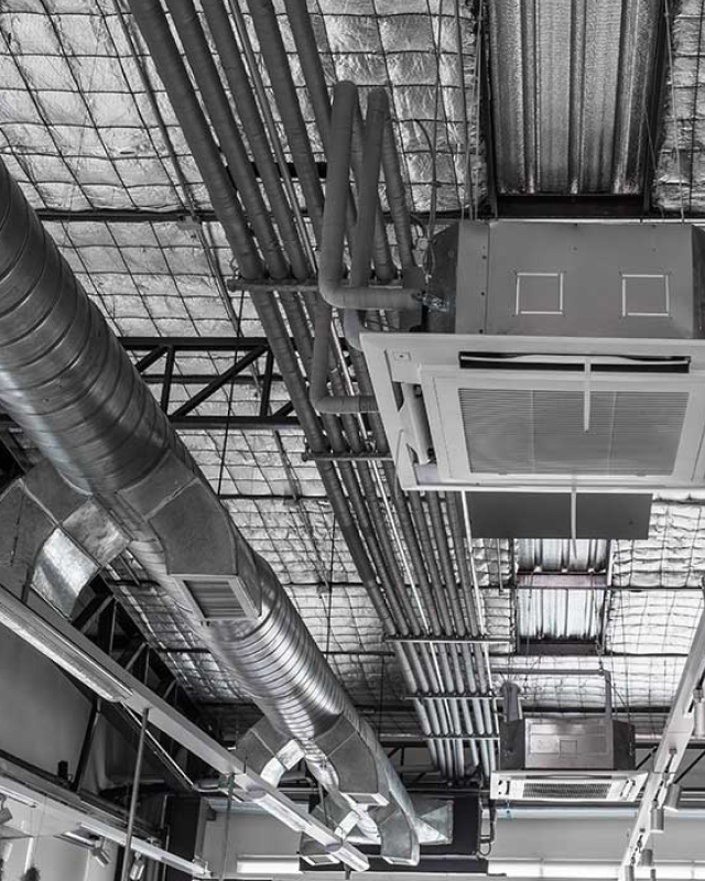 Установка систем кондиционирования и вентиляции